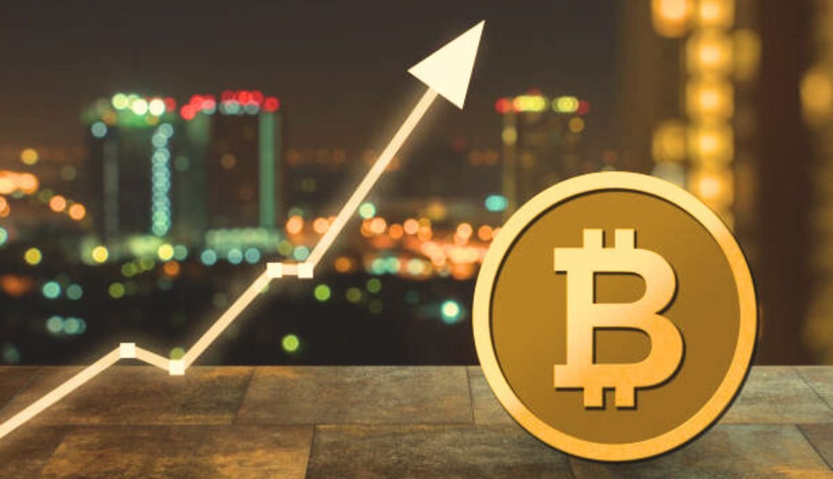 Bitcoin Bounces Back Above $30k as Crypto Sees Wave of Positive Developments