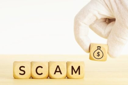 10 Sneaky Text Message Scams Trying to Steal Your Money