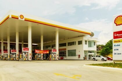 Shell Profits Drop 29% in 2023 But Still Beat Expectations